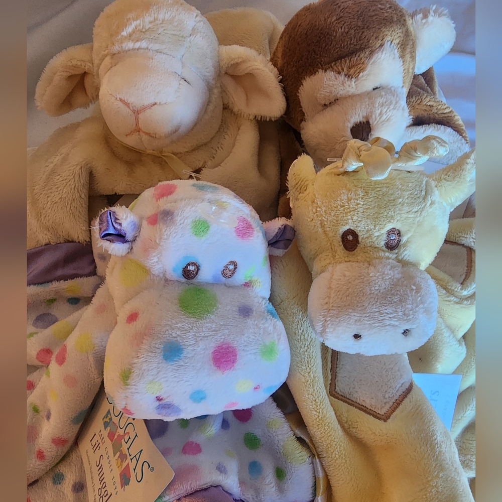NWT Douglas Lil Snugglers The Cuddle Toy   Choice:  Hippo Giraffe Monkey Lamb